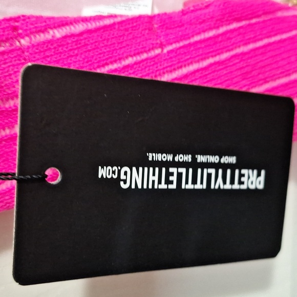 PrettyLittleThings Hot Pink Textured Rib Chain Lace Up Crop Tank Top - size 8 - Picture 6 of 15